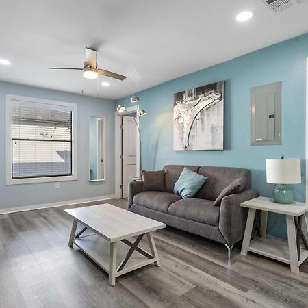 Htx Dtown Apt I Sleeps 7 Wi-Fi Parking Free Gym Хюстън Екстериор снимка