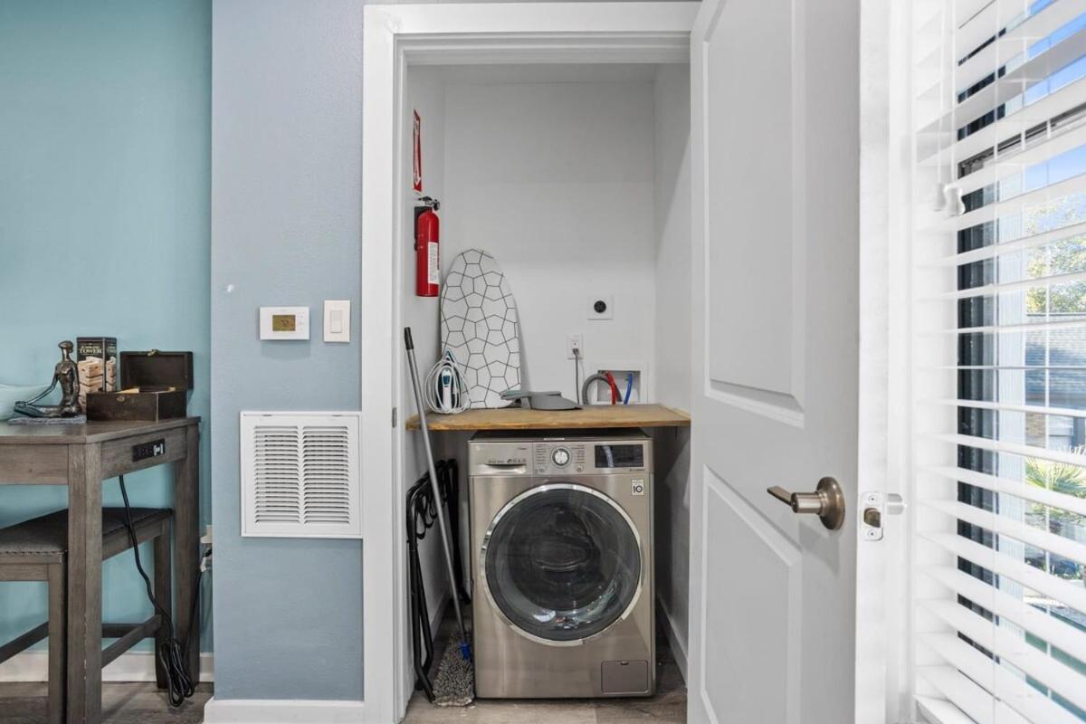 Htx Dtown Apt I Sleeps 7 Wi-Fi Parking Free Gym Хюстън Екстериор снимка