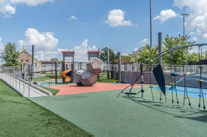 Htx Dtown Apt I Sleeps 7 Wi-Fi Parking Free Gym Хюстън Екстериор снимка
