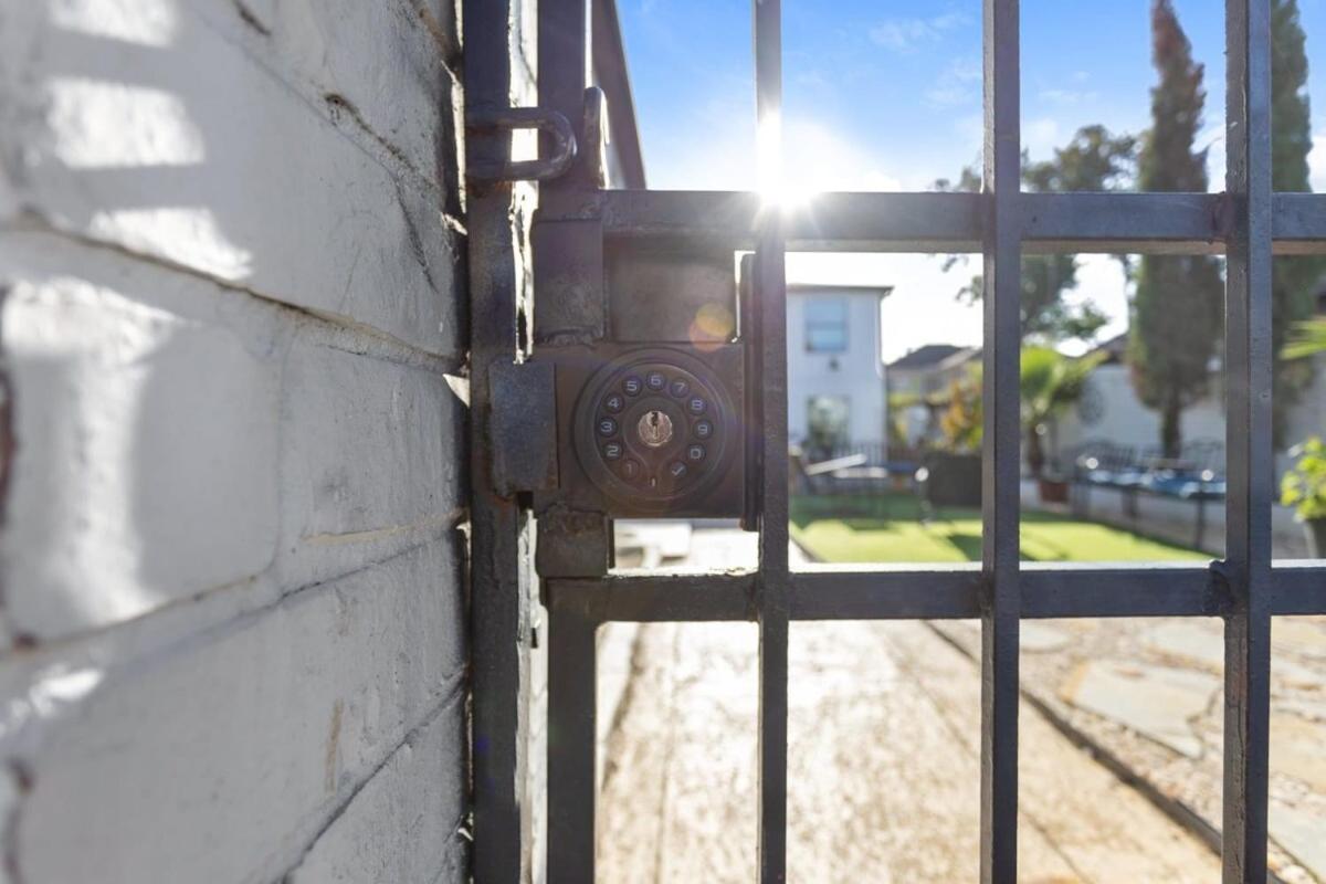 Htx Dtown Apt I Sleeps 7 Wi-Fi Parking Free Gym Хюстън Екстериор снимка