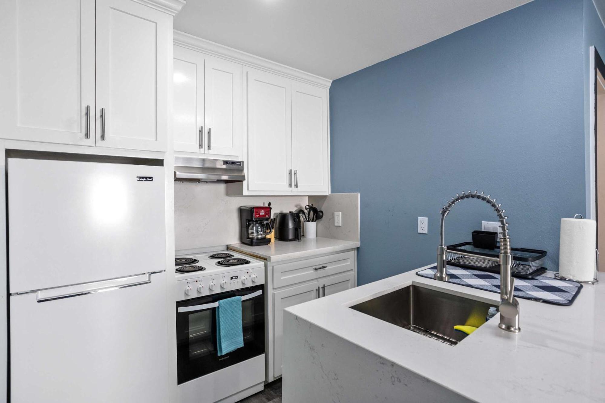 Htx Dtown Apt I Sleeps 7 Wi-Fi Parking Free Gym Хюстън Екстериор снимка